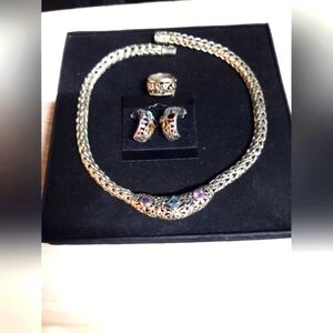 COPY - Elegant Silver Jewelry Set with Gemstones